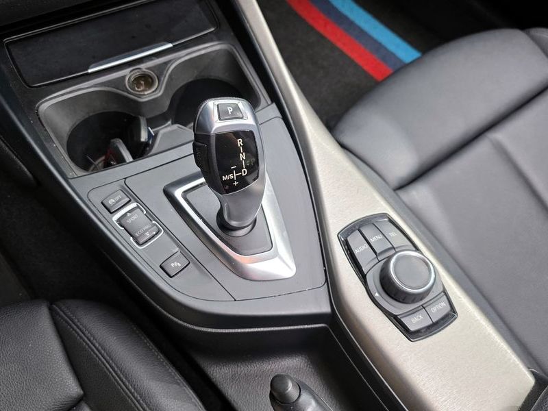 2015 BMW 1시리즈 118d Sport 5Door photo 9