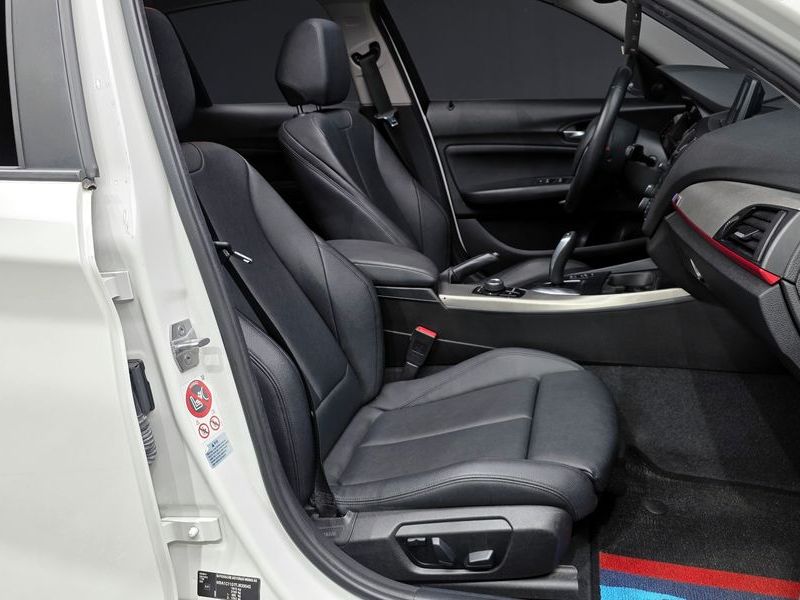 2015 BMW 1시리즈 118d Sport 5Door photo 11