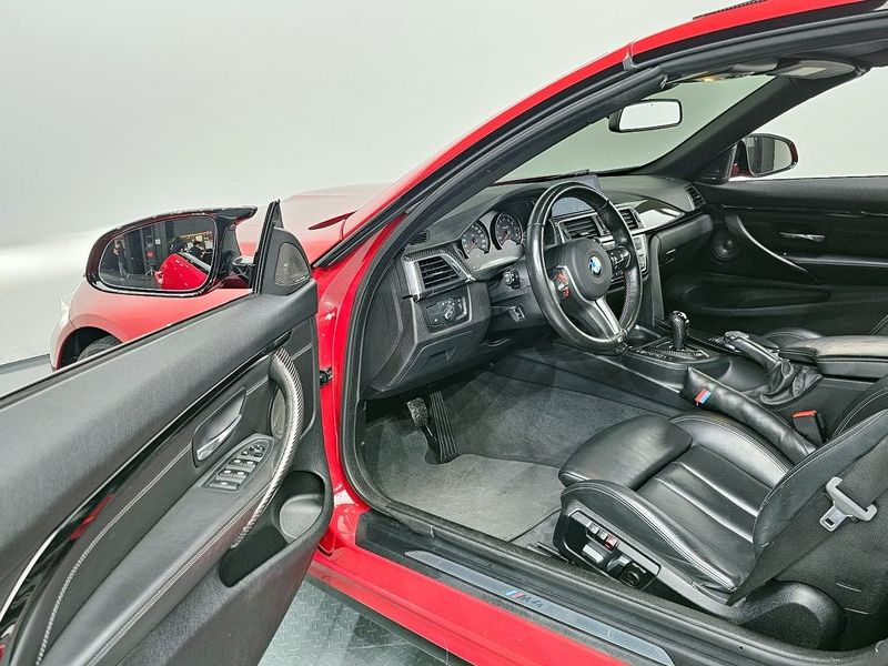 2017 BMW M4 Convertible Paintwork Edition photo 11