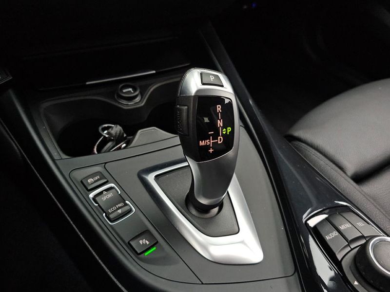 2015 BMW 1시리즈 118d Sport 5Door photo 9