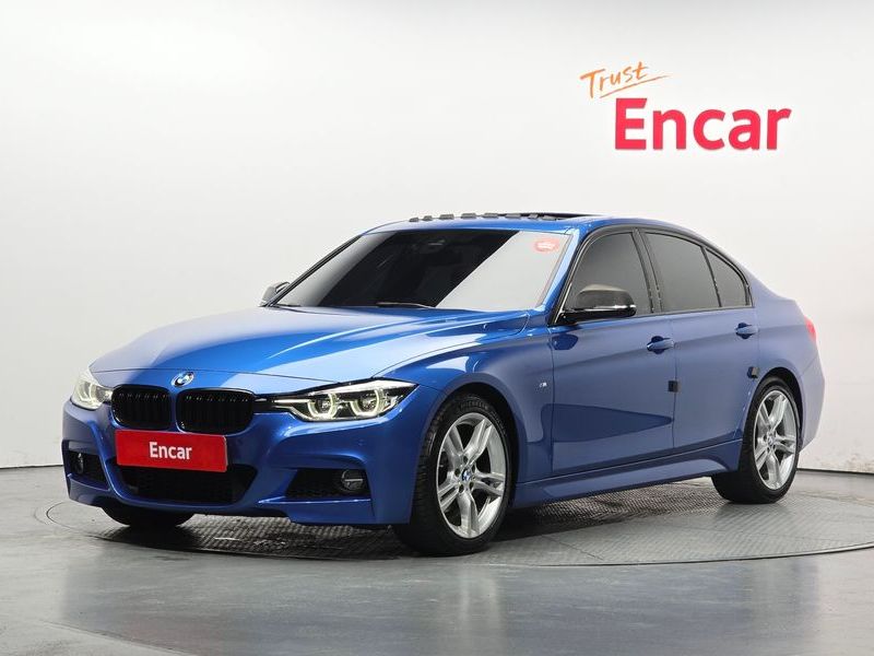 2016 BMW 3 Series 328i M Sport photo 1