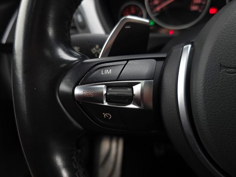 2016 BMW 3 Series 328i M Sport photo 18