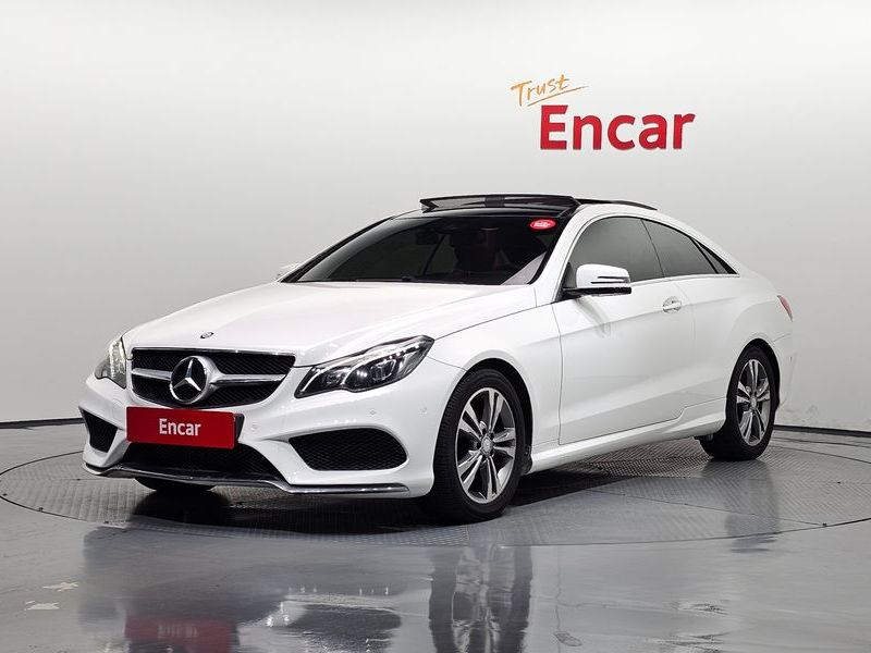 2016 Mercedes-Benz E-Class E200 Coupe photo 1