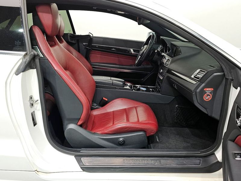 2016 Mercedes-Benz E-Class E200 Coupe photo 11