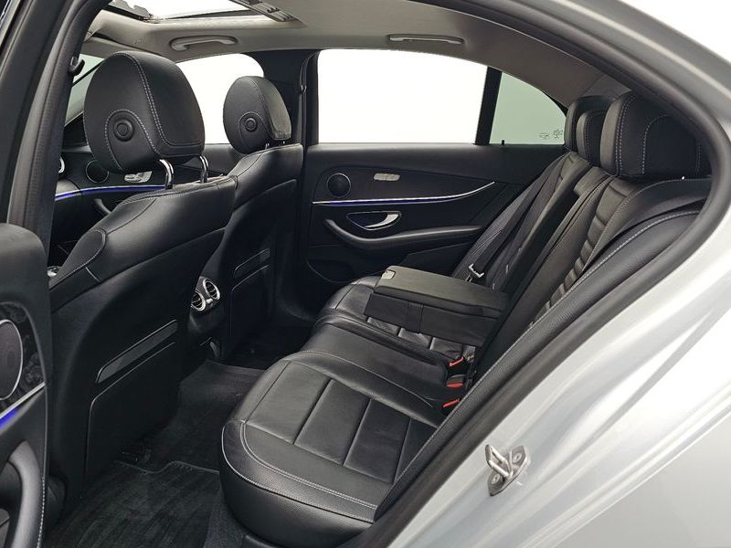 2017 Mercedes-Benz E-Class E300 AV Intelligent Drive photo 12