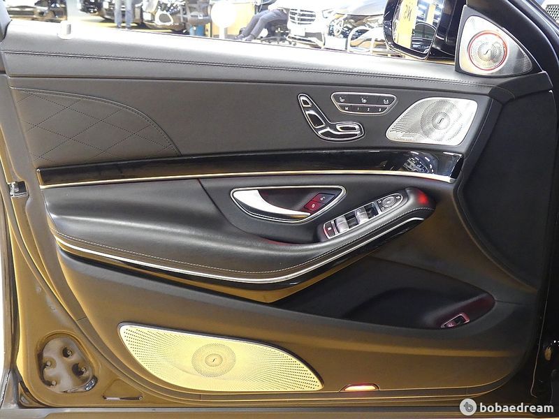 2016 Mercedes-Benz S-Class Maybach S500 4MATIC photo 11