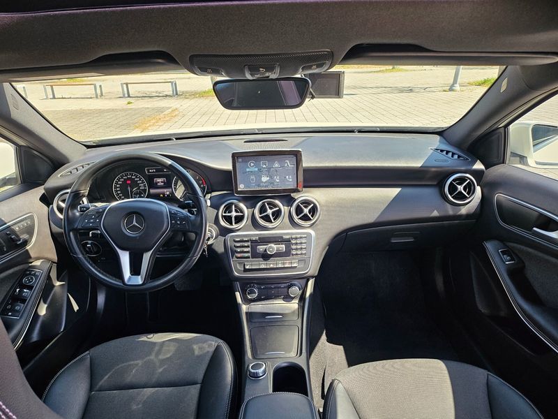2015 Mercedes-Benz A-Class A180 CDI Style photo 14