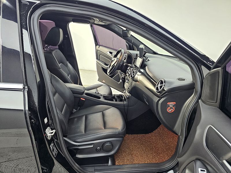 2015 Mercedes-Benz B-클래스 W246 B200 CDI Blue efficiency Sport pack photo 11