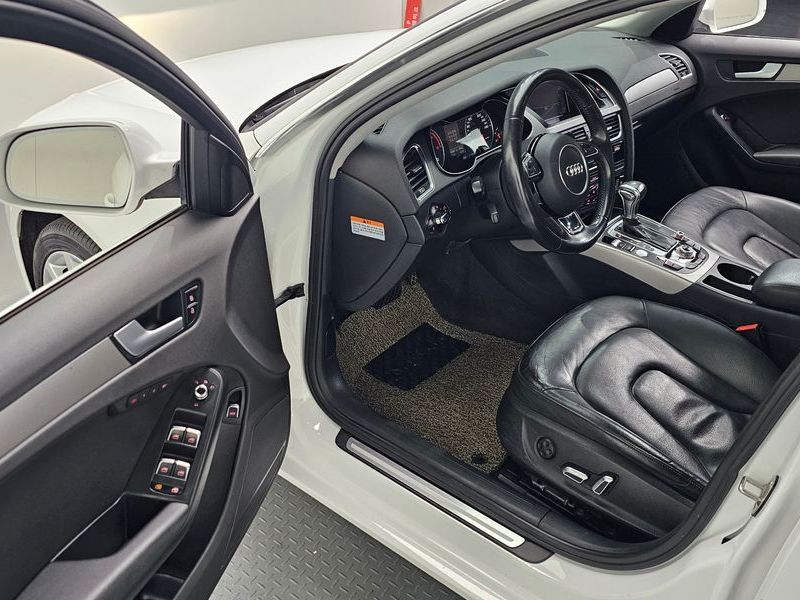 2015 Audi A4 30 TDI Dynamic B8 photo 11