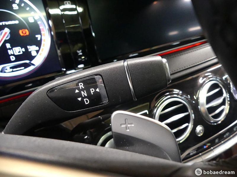 2016 Mercedes-Benz S-Class S63 AMG 4MATIC photo 9