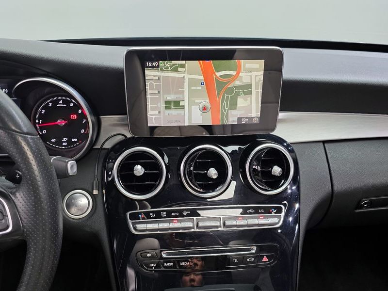2017 Mercedes-Benz C-Class C200 Avantgarde photo 14