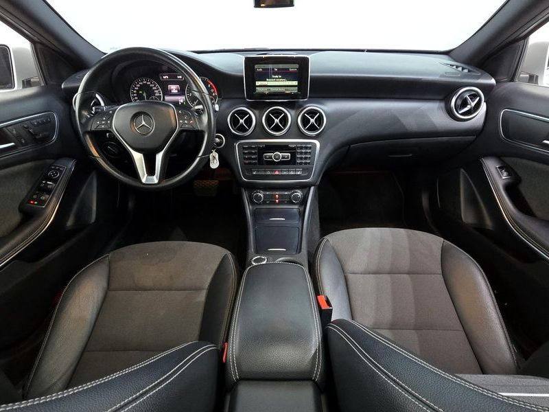 2015 Mercedes-Benz A-Class A200 CDI Style photo 7