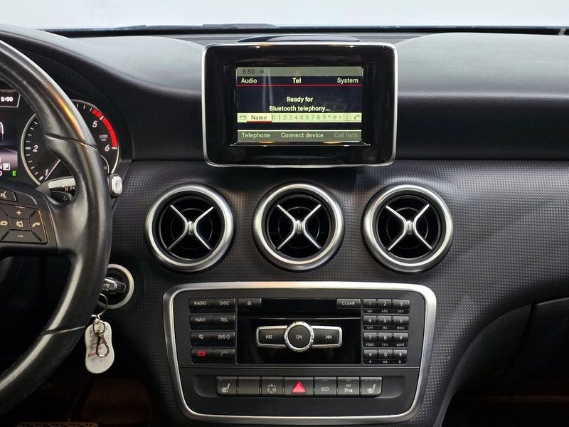 2015 Mercedes-Benz A-Class A200 CDI Style photo 14
