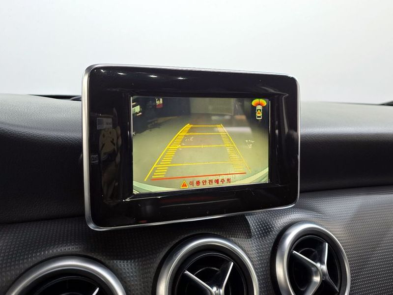 2015 Mercedes-Benz A-Class A200 CDI Style photo 15