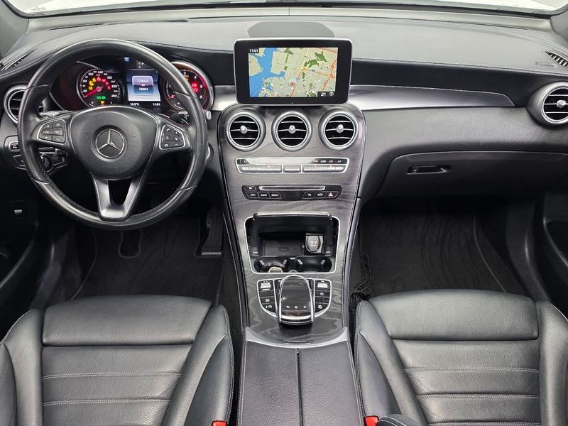 2016 Mercedes-Benz C-Class GLC220 d 4MATIC Premium photo 7