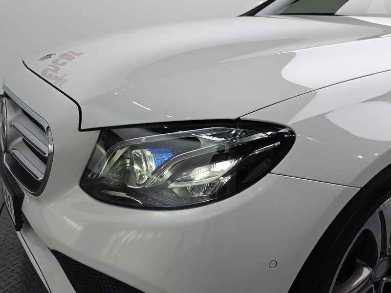 2017 Mercedes-Benz E-Class E300 AV Intelligent Drive photo 22