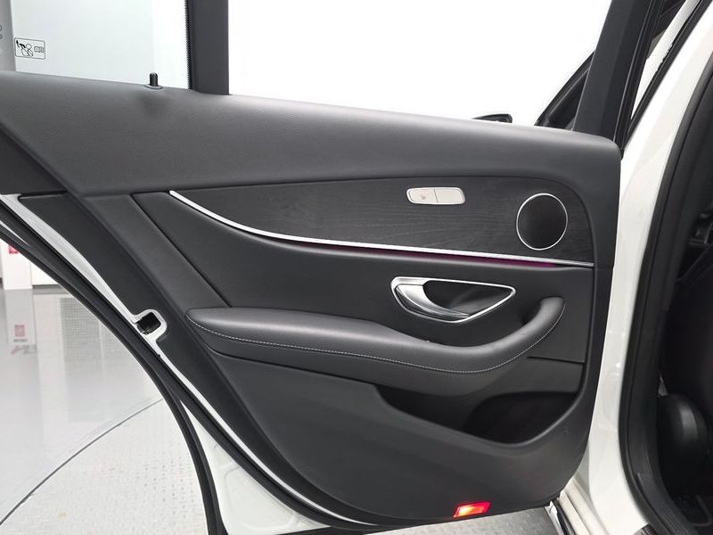 2017 Mercedes-Benz E-Class E300 AV Intelligent Drive photo 25