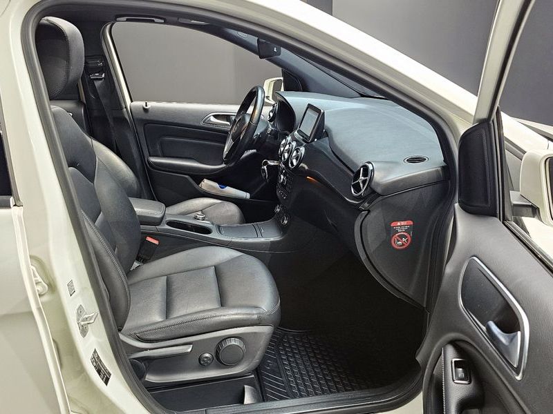 2015 Mercedes-Benz B-클래스 W246 B200 CDI photo 11