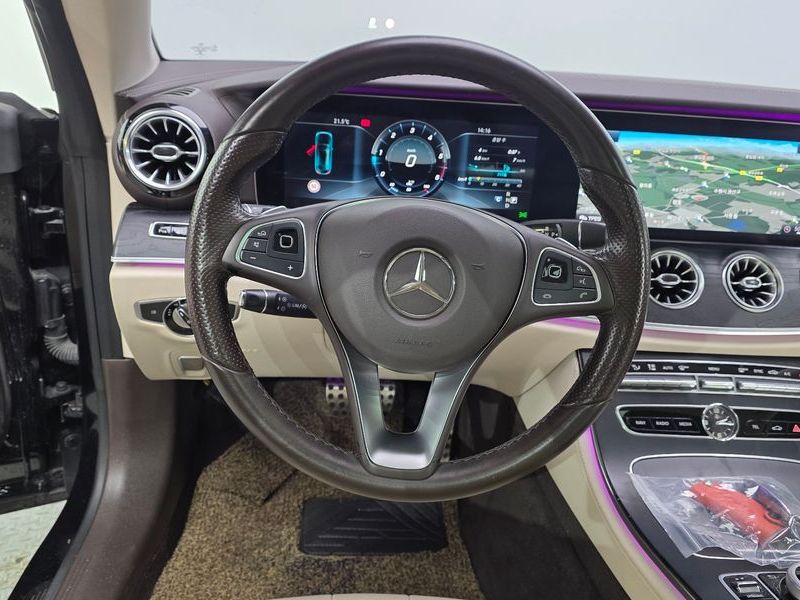 2017 Mercedes-Benz E-Class E220d Coupe photo 13