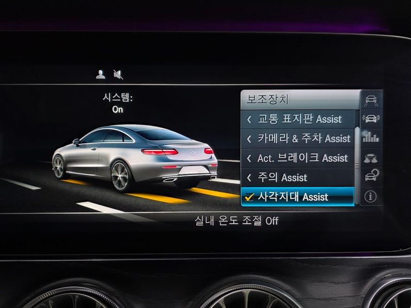 2017 Mercedes-Benz E-Class E220d Coupe photo 16