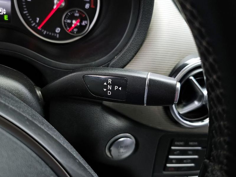 2015 Mercedes-Benz B-클래스 W246 B200 CDI photo 9
