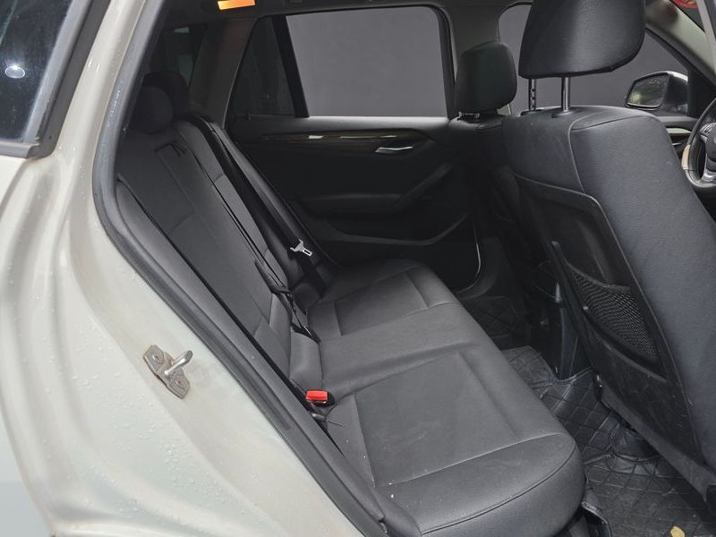 2015 BMW X1 xDrive 18d photo 12