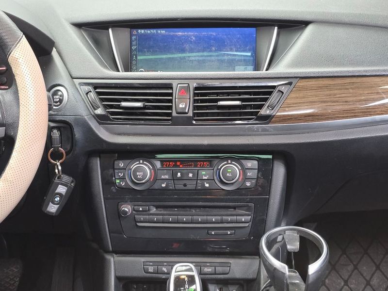 2015 BMW X1 xDrive 18d photo 14