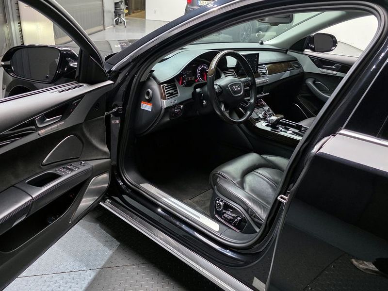 2015 Audi A8 60 TFSI Quattro LWB D4 photo 10