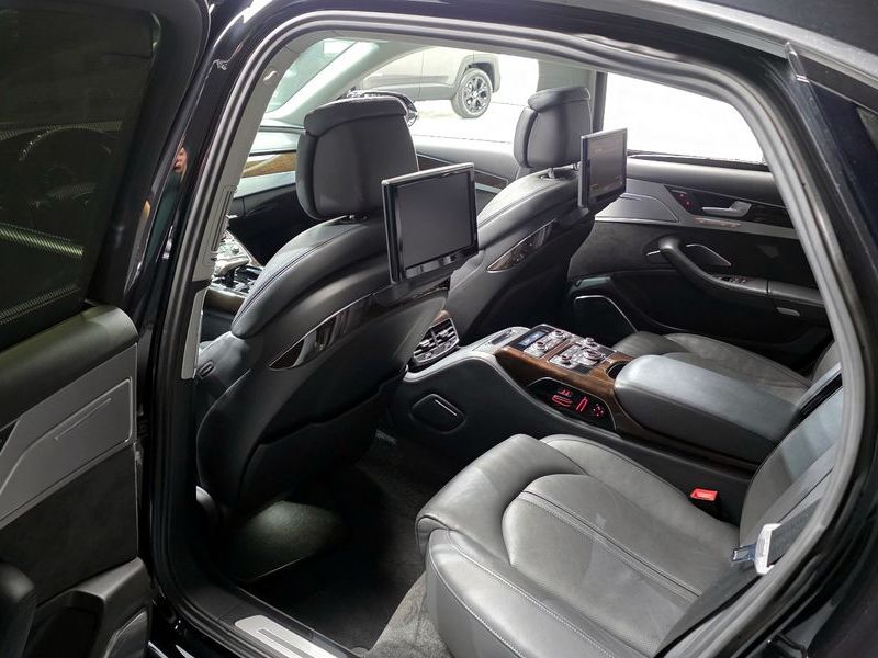 2015 Audi A8 60 TFSI Quattro LWB D4 photo 11