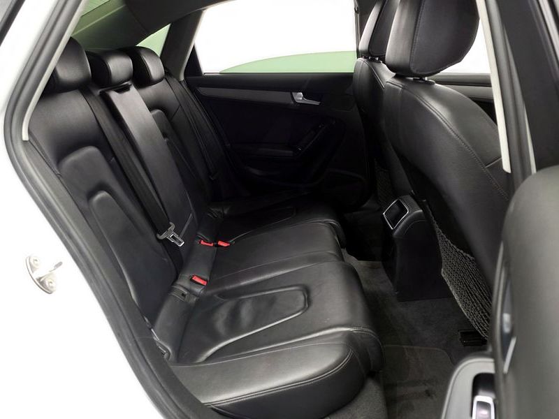 2015 Audi A4 30 TDI B8 photo 12