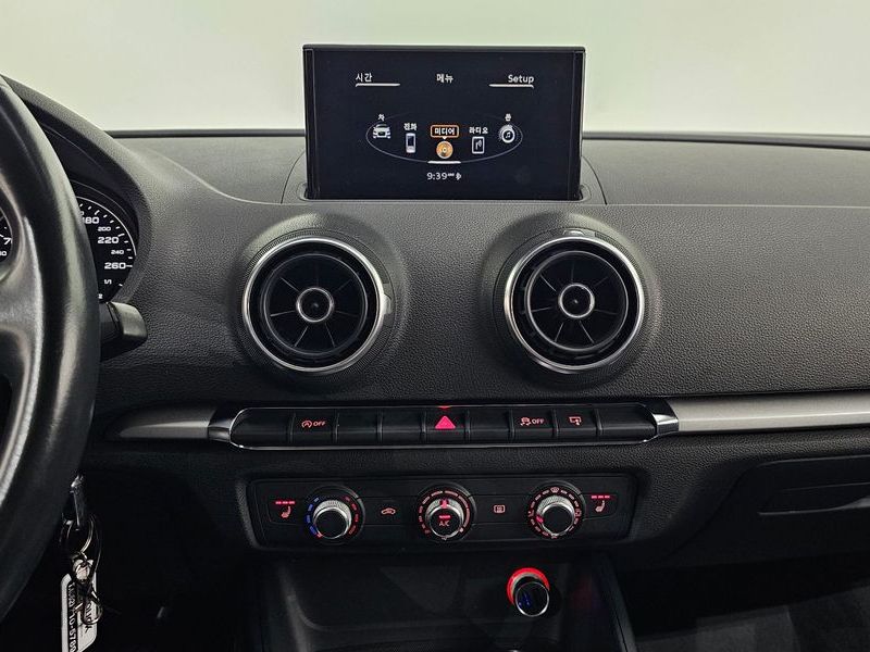 2015 Audi A3 25 TDI 8V photo 12