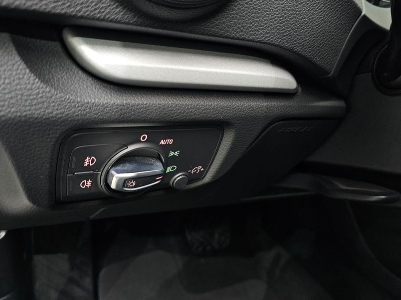2015 Audi A3 25 TDI 8V photo 18