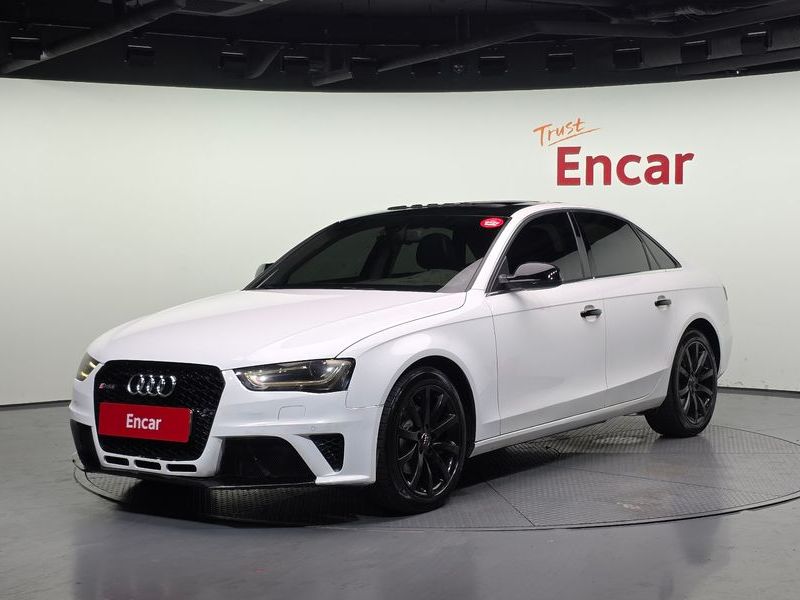 2015 Audi A4 30 TDI Dynamic B8 photo 1