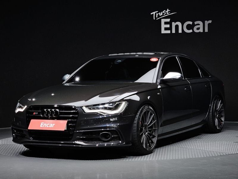 2015 Audi S6 4.0 TFSI quattro C7 photo 1