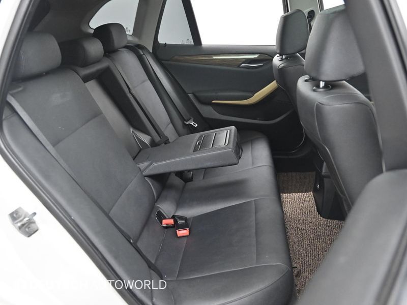 2015 BMW X1 xDrive 18d photo 12