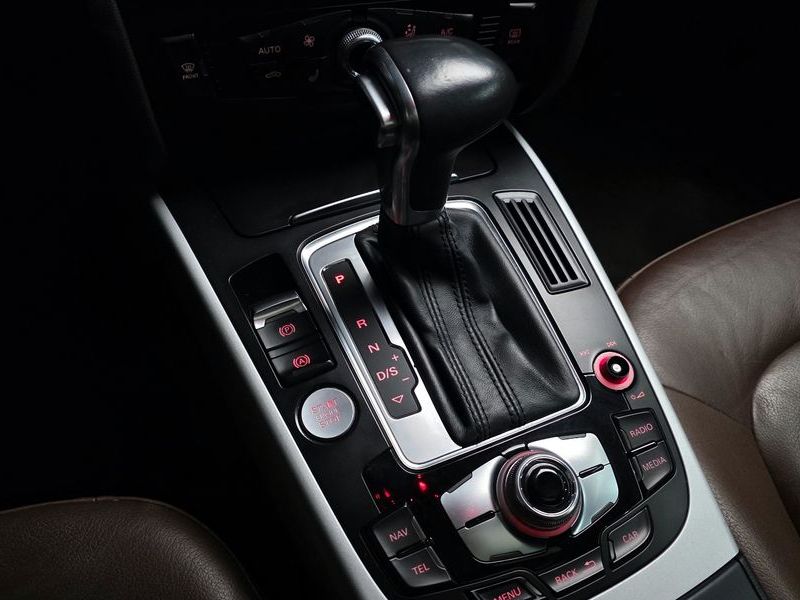 2015 Audi A4 30 TDI Dynamic B8 photo 9