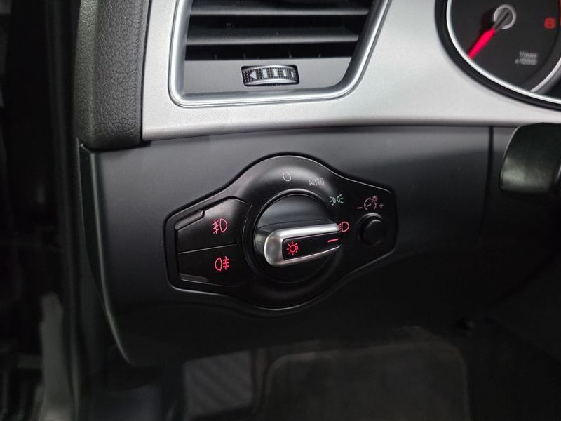 2015 Audi A4 30 TDI Dynamic B8 photo 19