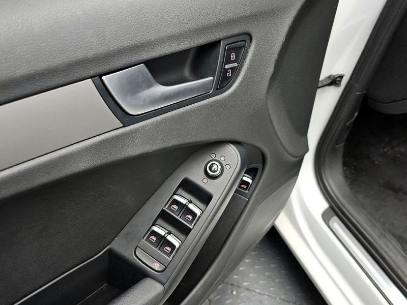 2015 Audi A4 35 TDI Quattro B8 photo 18