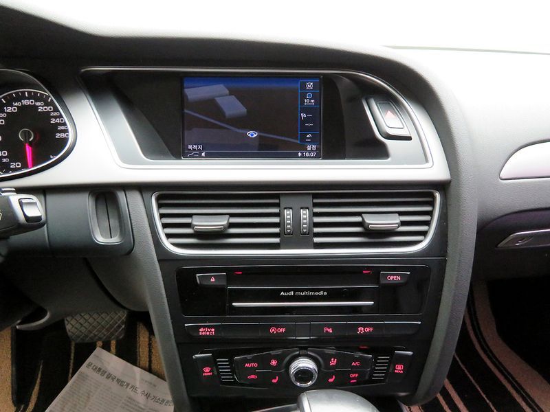 2015 Audi A4 30 TDI Dynamic B8 photo 12
