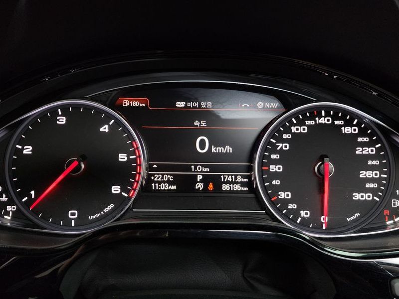 2015 Audi A8 50 TDI Quattro D4 photo 8