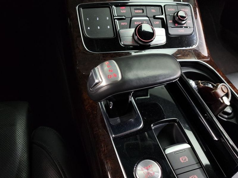 2015 Audi A8 50 TDI Quattro D4 photo 9
