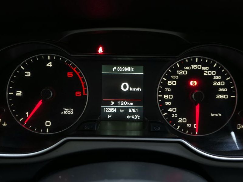 2015 Audi A4 30 TDI B8 photo 8