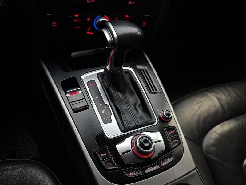 2015 Audi A4 30 TDI B8 photo 9