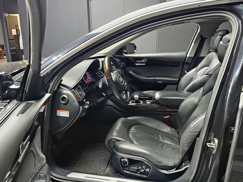 2015 Audi A8 50 TDI Quattro LWB D4 photo 10