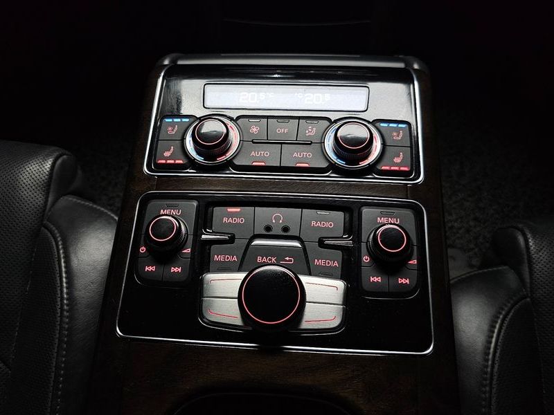 2015 Audi A8 50 TDI Quattro LWB D4 photo 19