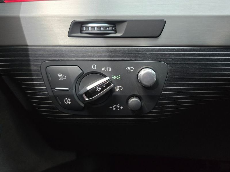 2016 Audi Q7 45 TDI Quattro Sport photo 17