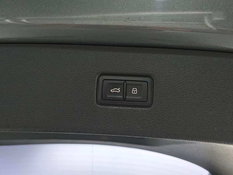 2016 Audi Q7 45 TDI Quattro Sport photo 20