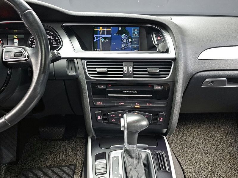 2015 Audi A4 35 TDI Quattro Dynamic B8 photo 14