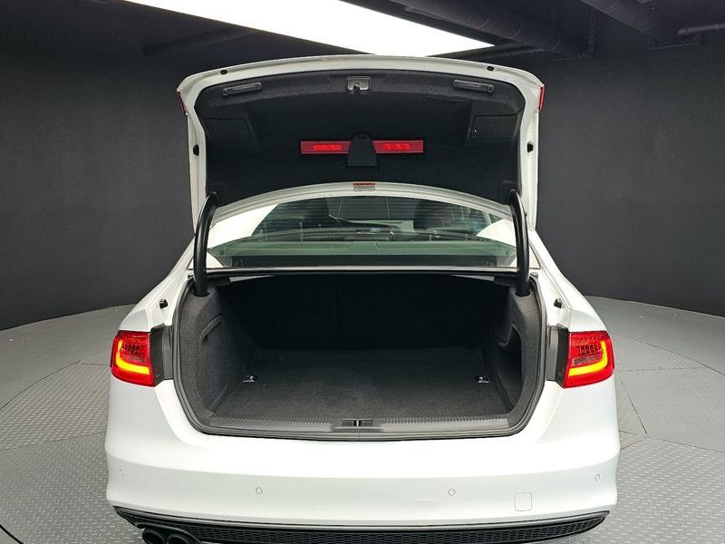 2015 Audi A4 35 TDI Quattro Dynamic B8 photo 20