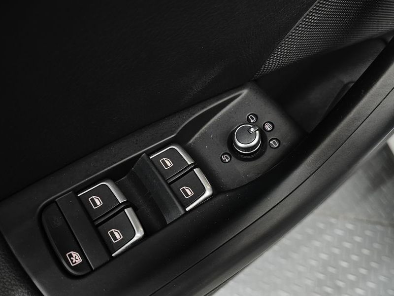 2015 Audi Q3 35 TDI Quattro Dynamic 8U photo 14